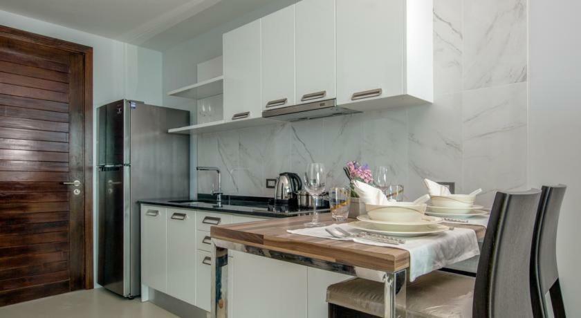 Emerald Terrace Patong Екстериор снимка